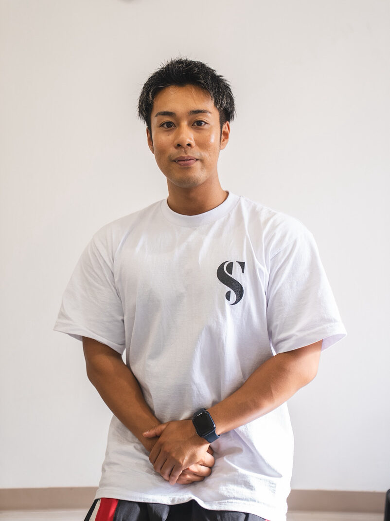 岩鼻 直人トレーナー